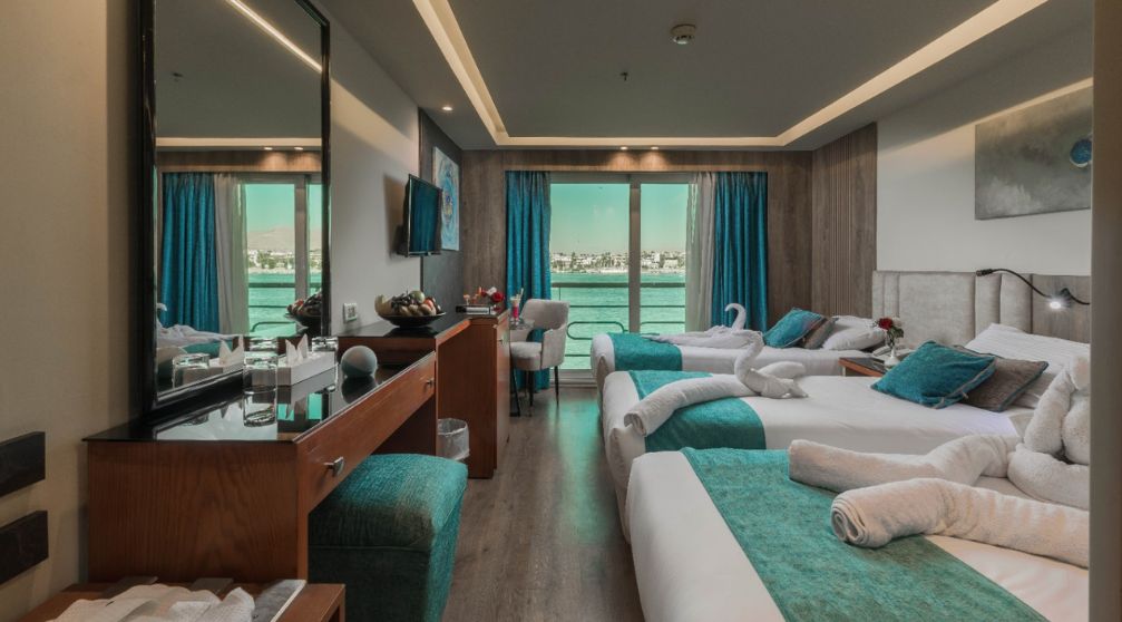 5 Days Nile cruise from Luxor to Aswan on Royal Signature Nile cruise